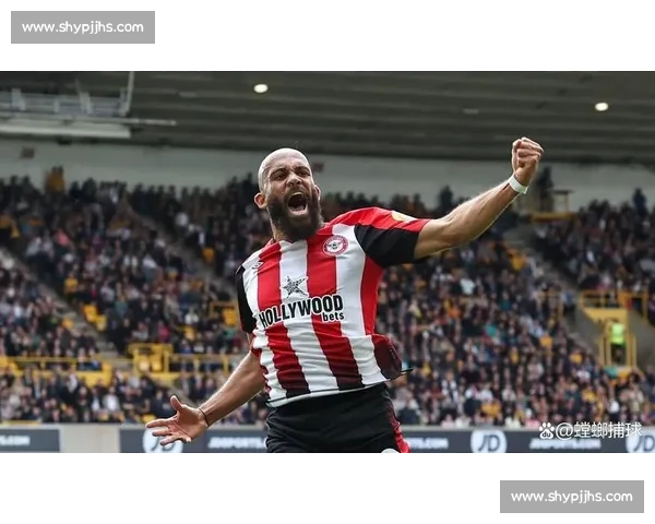 费迪南德力挺姆贝乌莫加盟曼联：英超证明实力，红魔接近 6000 万镑签约